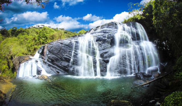 ベーカーズフォール - Baker's Falls Rd | Secret World Trip Planner