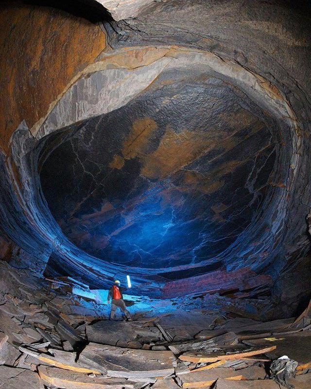 Cueva del Ojo del Dragón - Accrington | Secret World Trip Planner