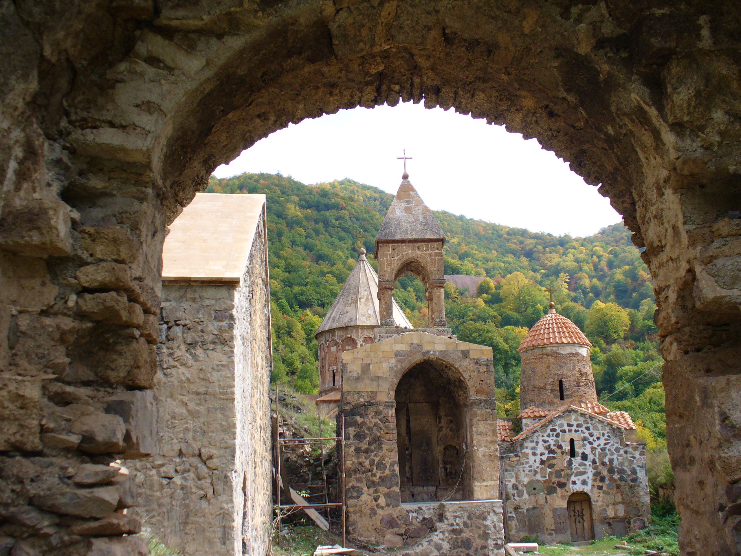 Monasterio de Dadivank - V?ng | Secret World Trip Planner