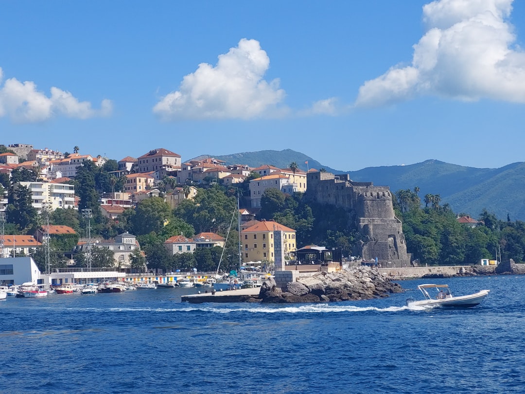 Herceg Novi w Czarnogórze - Castelnuovo | Secret World Trip Planner