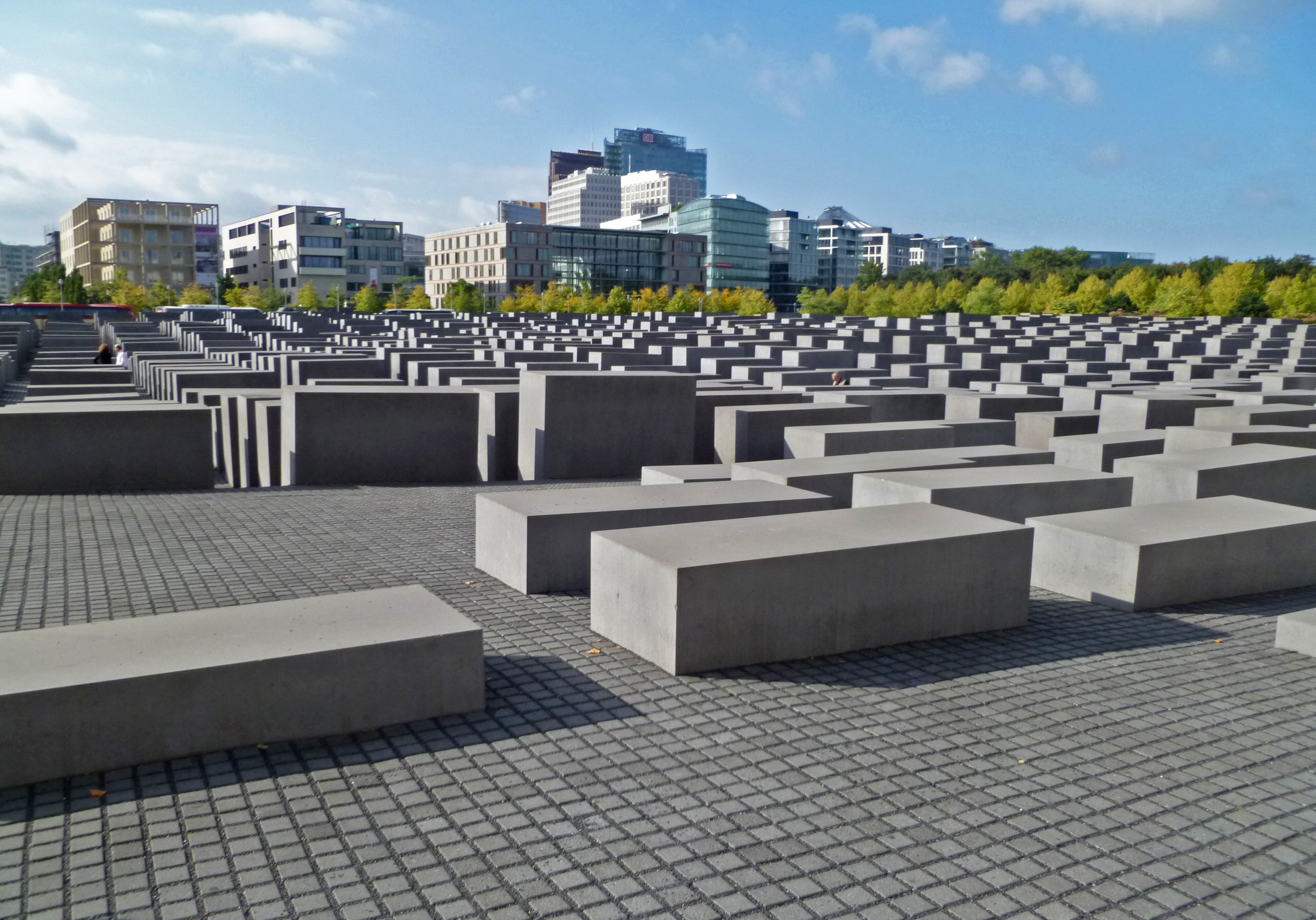 Pomnik Pomordowanych Żydów Europy - Berlin | Secret World Trip Planner