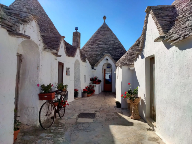 Pequeno distrito de Haia - Alberobello | Secret World Trip Planner