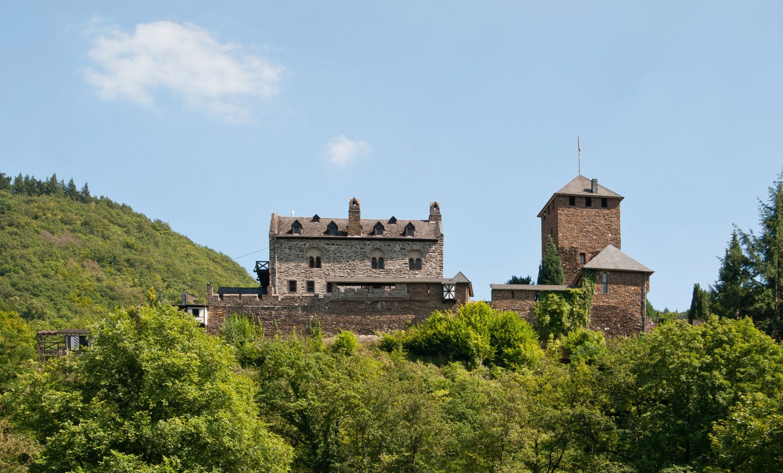 Castle Wild (Wildburg) - Verbandsgemeinde Treis-Karden | Secret World Trip Planner