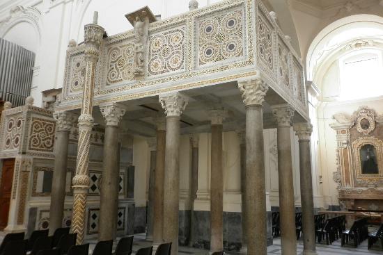 Kathedraal van Salerno en zijn prachtige Crypte - Salerno | Secret World Trip Planner