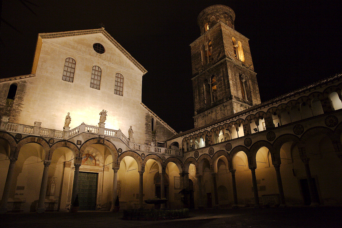 Kathedraal van Salerno en zijn prachtige Crypte - Salerno | Secret World Trip Planner