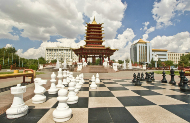 埃利斯塔:令世界着迷的国际象棋之城 - Ėlista | Secret World Trip Planner