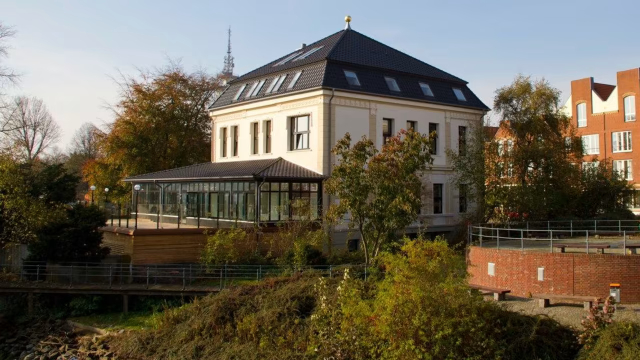 빌라 제벡 - Bremerhaven | Secret World Trip Planner