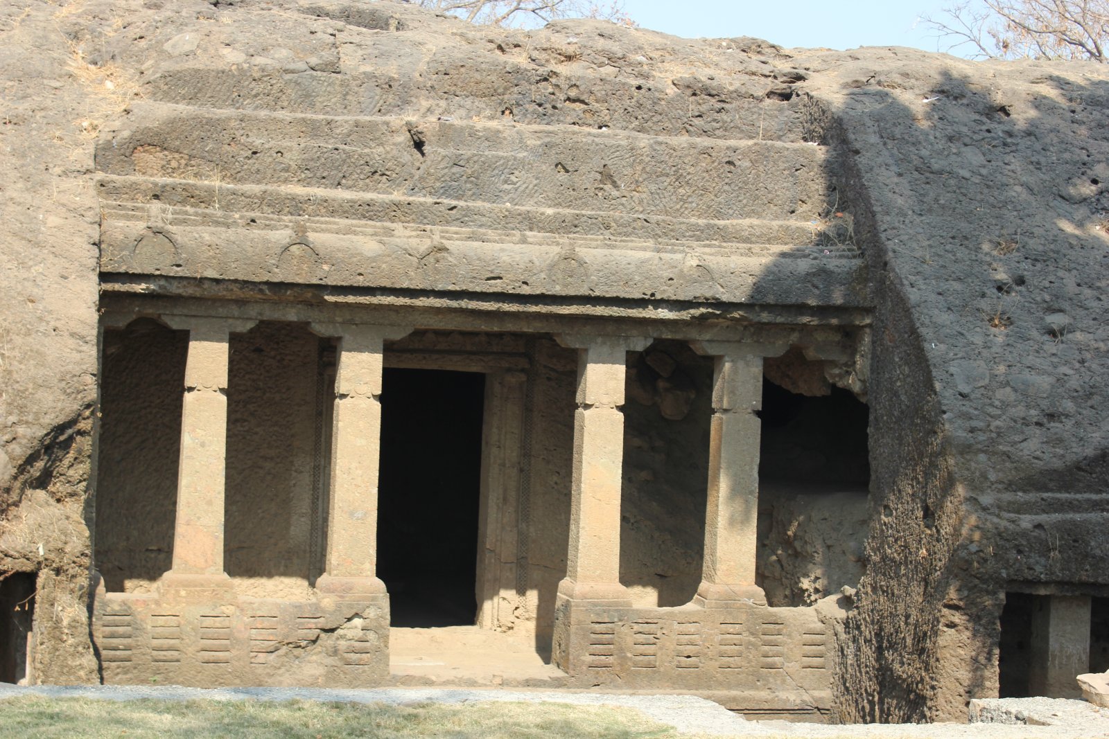 Mumbai / As Cavernas De Mahakali (Cavernas De Kondivite ) - Mumbai | Secret World Trip Planner