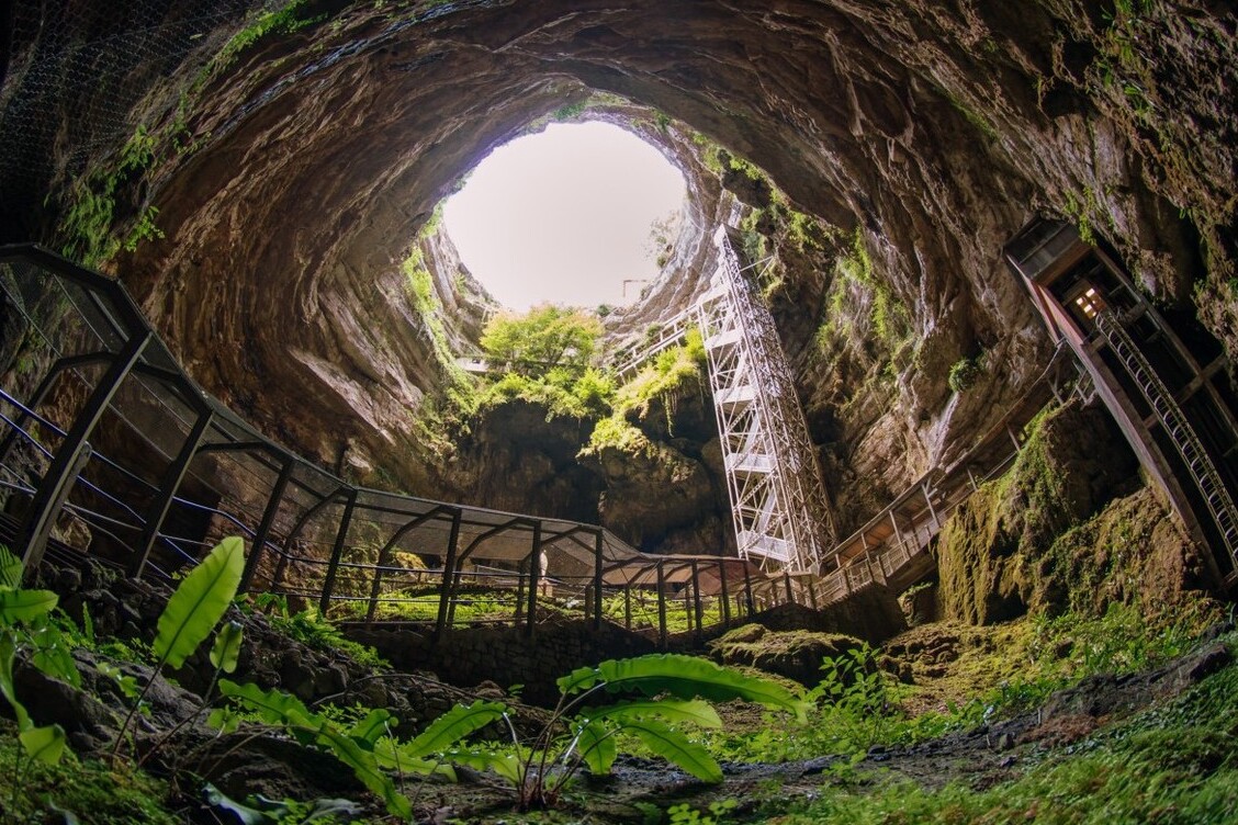 Gouffre de Padirac to niesamowita Jaskinia - Padirac | Secret World Trip Planner