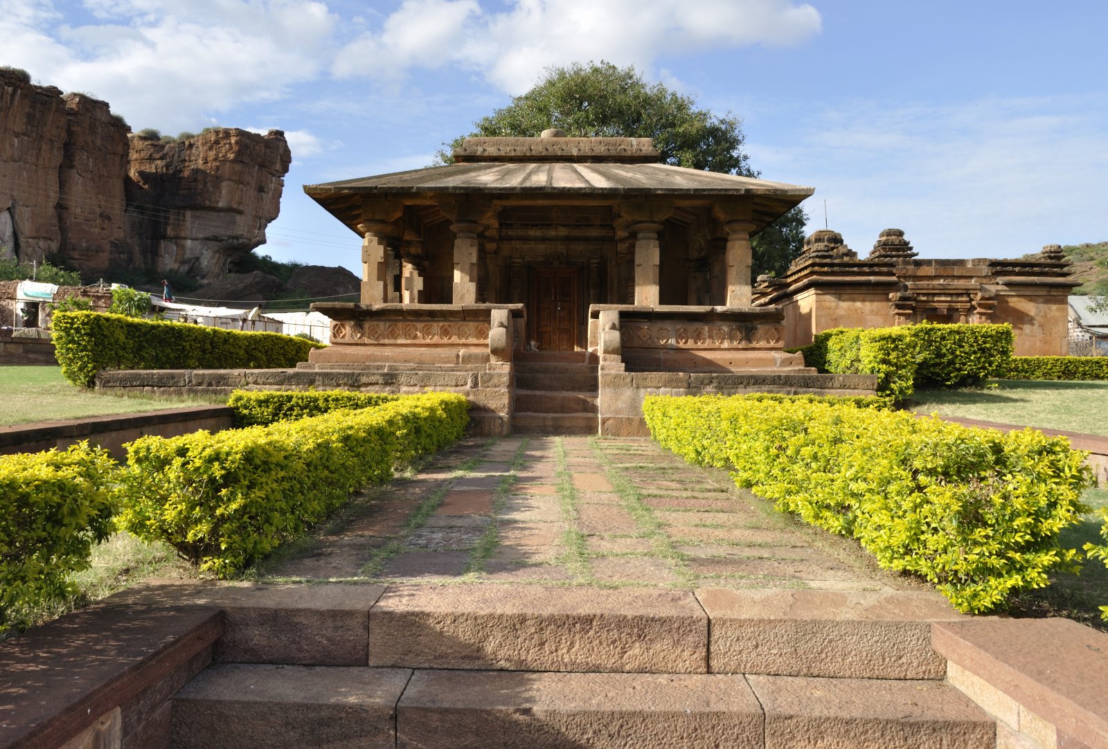 Templos Badami en karnataka - Badami | Secret World Trip Planner