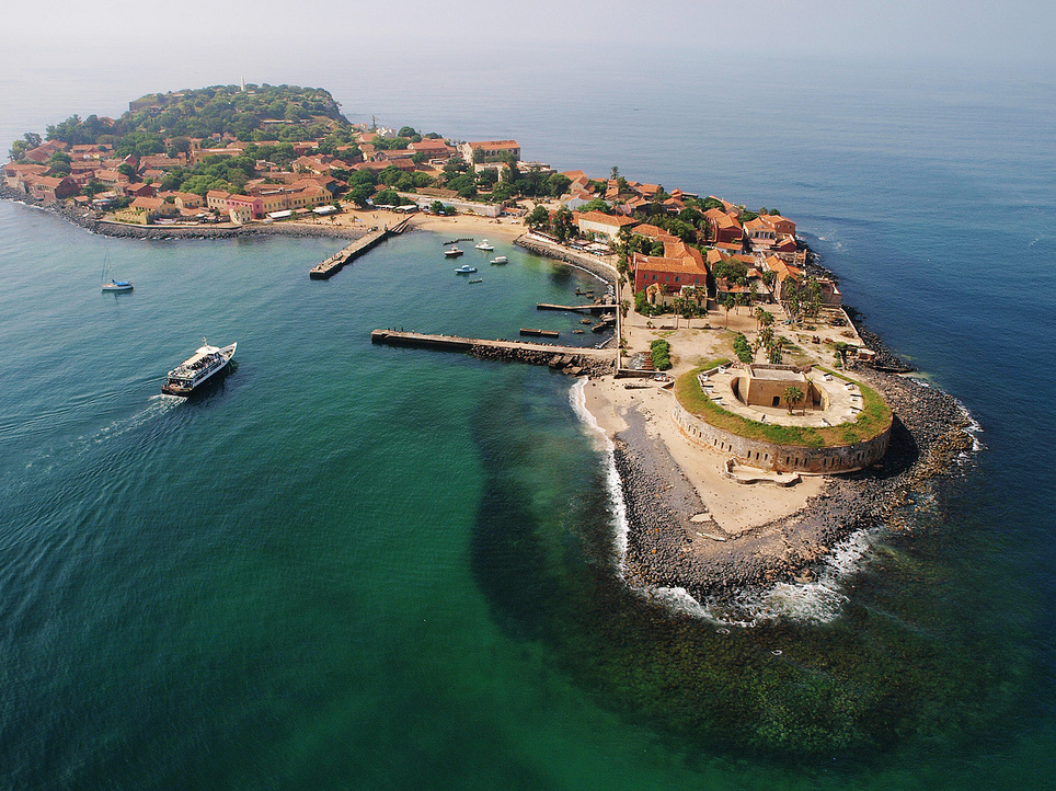 La isla de Gorée se encuentra frente a la costa de Senegal — Dakar