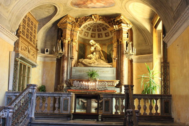 Echte kerk van San Lorenzo - Torino | Secret World Trip Planner