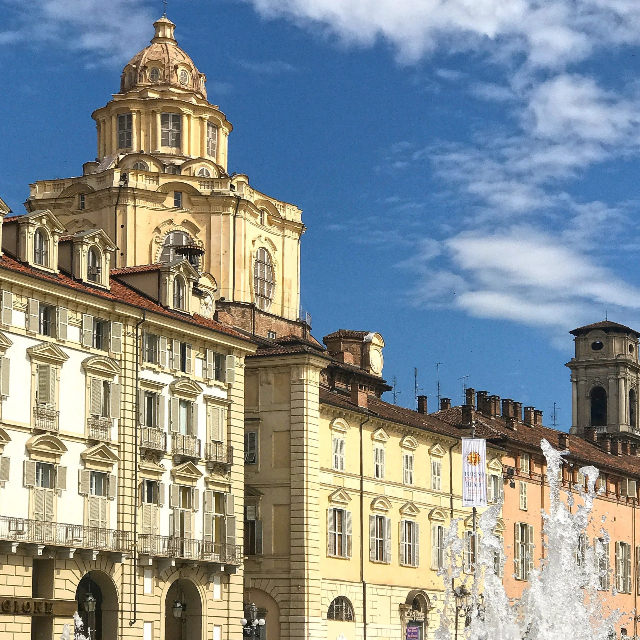 Echte kerk van San Lorenzo - Torino | Secret World Trip Planner