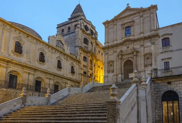 Kościół San Francesco d'Assisi all'Immacolata - Noto | Secret World Trip Planner