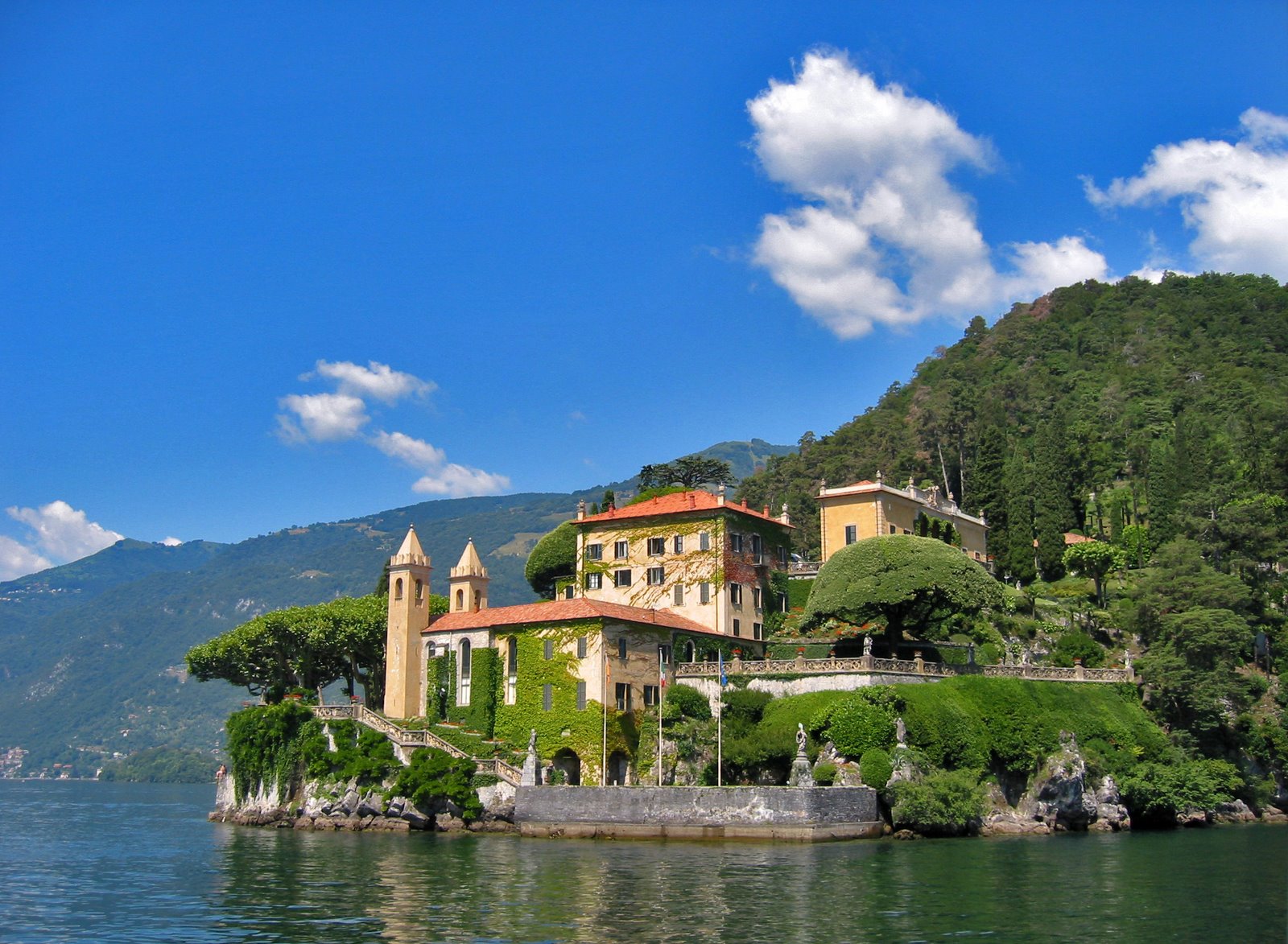 德尔巴尔比亚内罗别墅 - Bellagio | Secret World Trip Planner