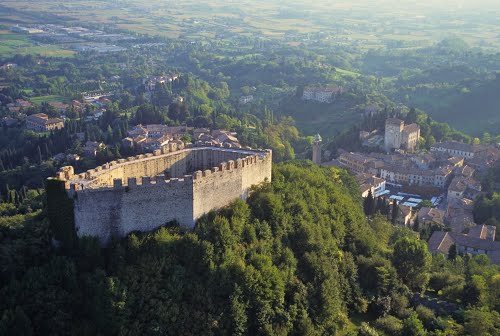 아솔로 - 31011 Asolo TV | Secret World Trip Planner