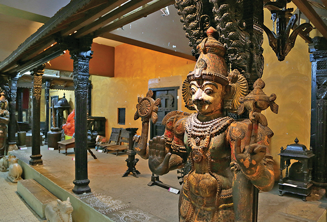 Raja Dinkar Kelkar Museum — Pune
