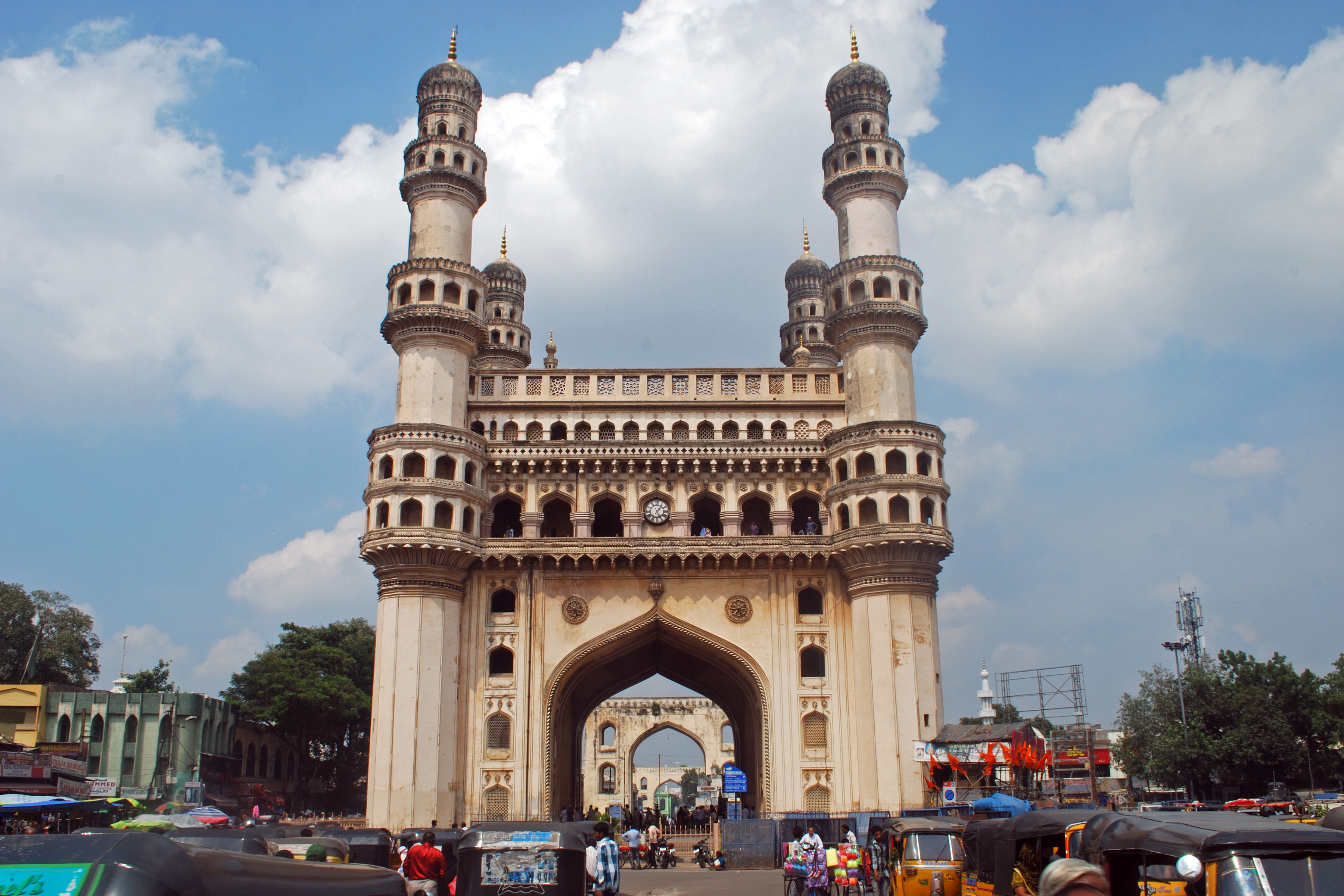 Charminar - Berühmtestes Denkmal in Hyderabad, Indien. - Hyderabad | Secret World Trip Planner