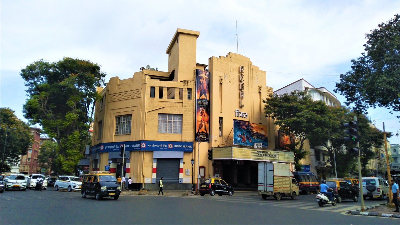 Regal Cinema was India’s first air-conditioned theater - Mumbai | Secret World Trip Planner