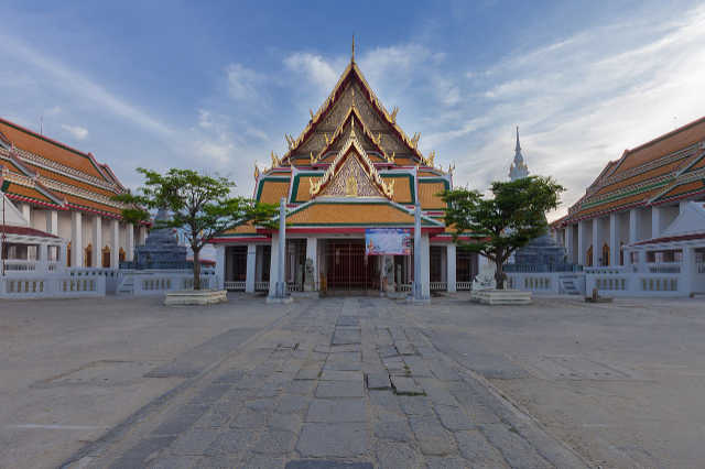 Ват Ракхангкхоситарам Ворамахавихан - Wat Rakhang Kositaram Woramahawihan | Secret World Trip Planner