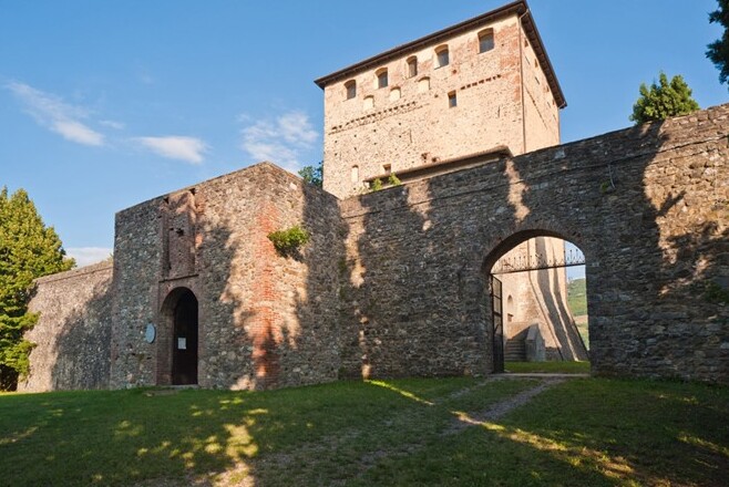 Castle Dal Verme - Zavattarello | Secret World Trip Planner