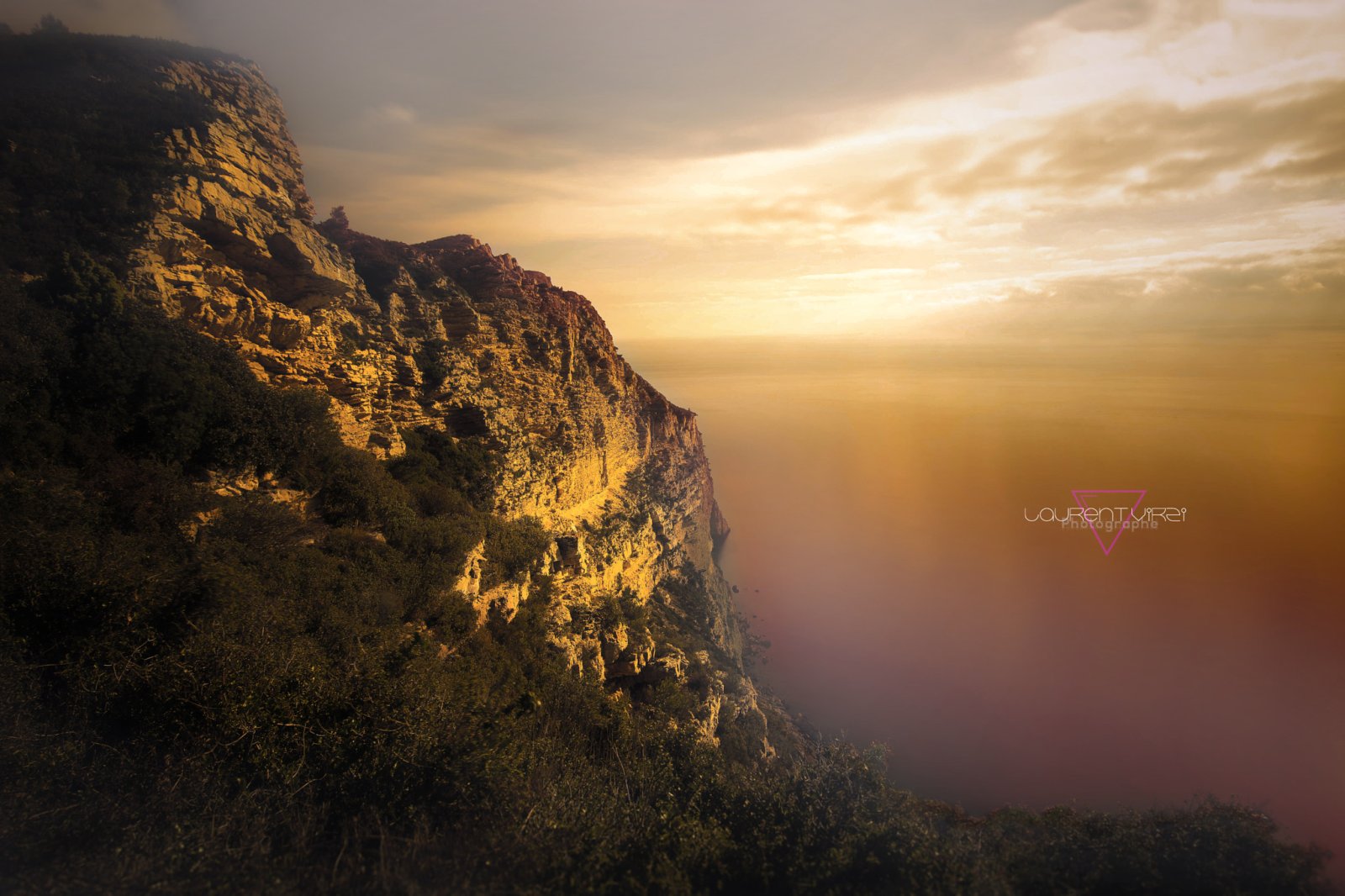 Cap Canaille : les plus hautes falaises maritimes de France - Cassis | Secret World Trip Planner