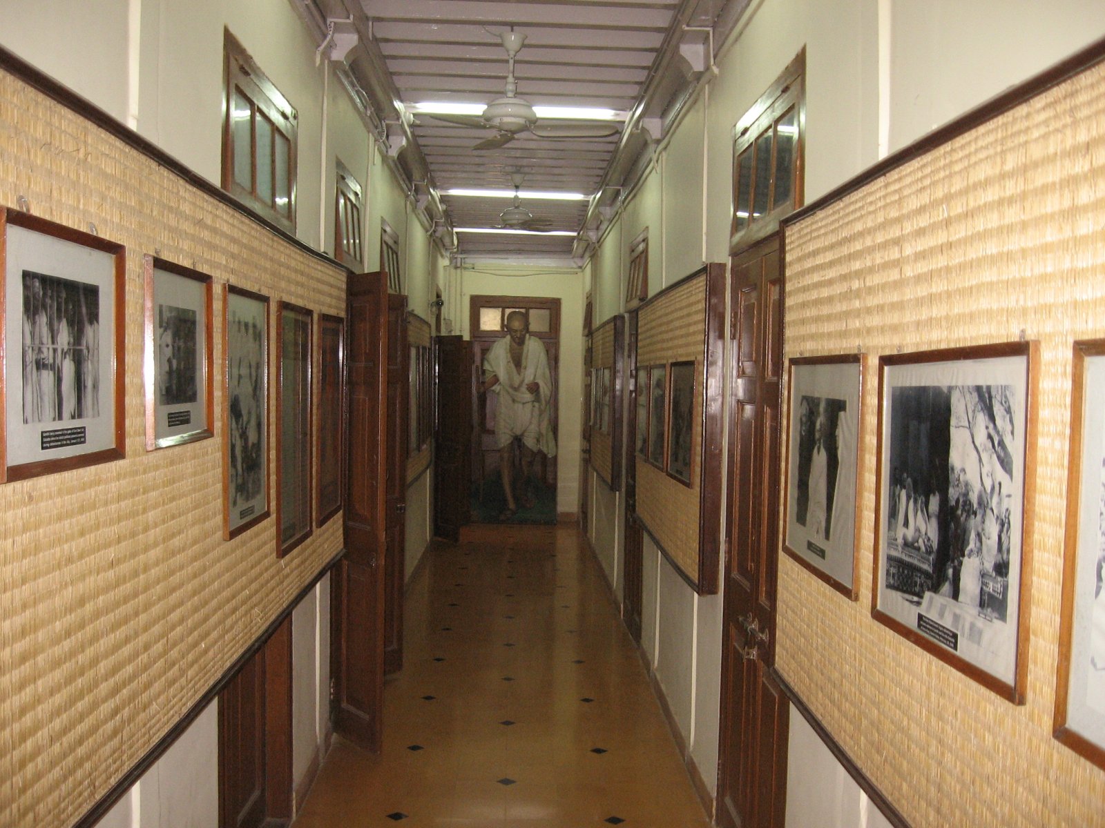Gandhi in Mumbai: The Mani Bhavan - Mumbai | Secret World Trip Planner