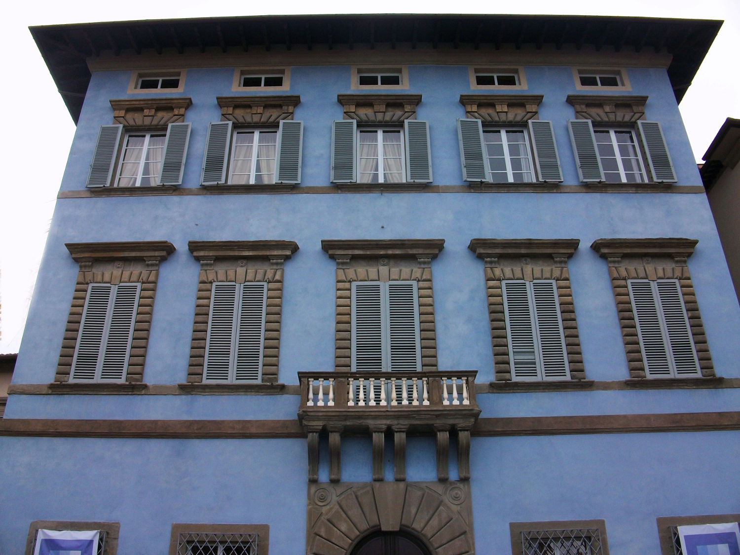 Palais Bleu - Pisa | Secret World Trip Planner