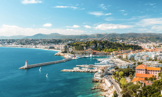 Parc de Castle Hill - Nizza | Secret World Trip Planner