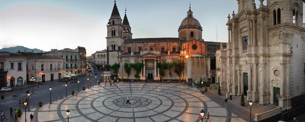 Kathedraalplein - Acireale | Secret World Trip Planner