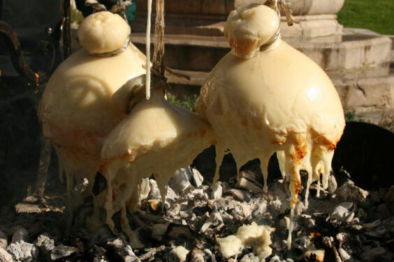 Caciocavallo sassanese impiccato - Sala Consilina | Secret World Trip Planner