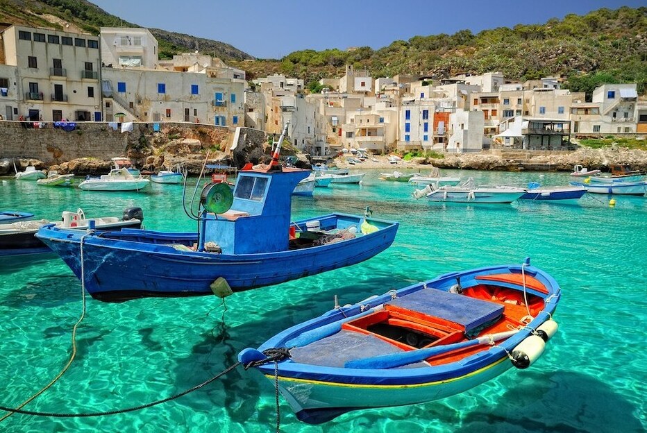 Isola Egadi: Levanzo - Isola di Levanzo | Secret World Trip Planner