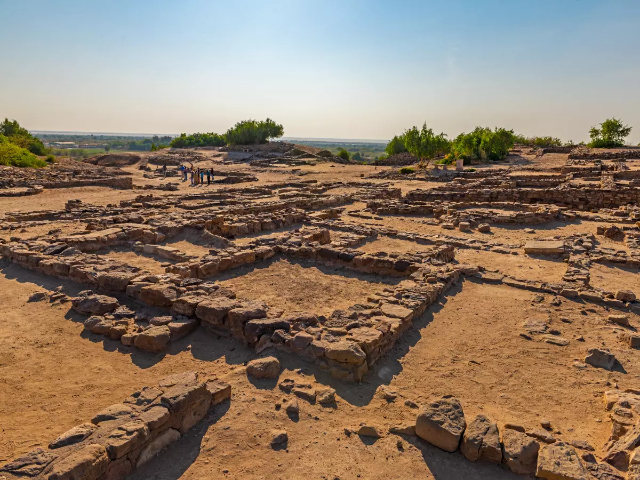 Descobrindo Dholavira: Desvendando a Magnificência da Jóia do Vale do Indo na Índia - Dholavira | Secret World Trip Planner