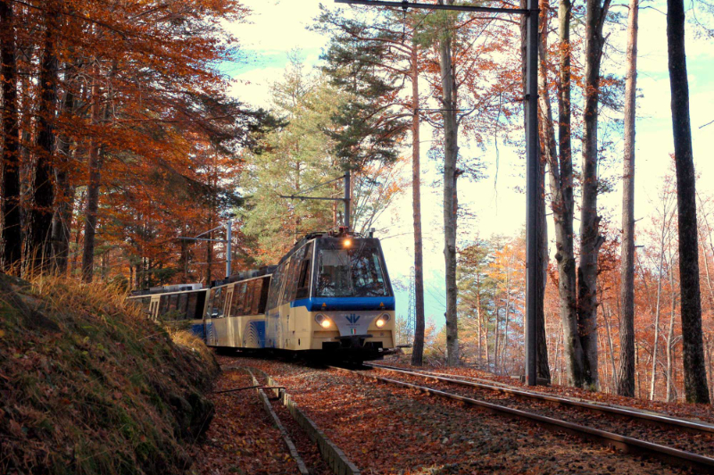 Centovalli 철도와 함께하는 단풍 - Domodossola | Secret World Trip Planner