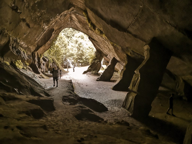Cuevas del Caglieron - Via Grotte del Caglieron | Secret World Trip Planner
