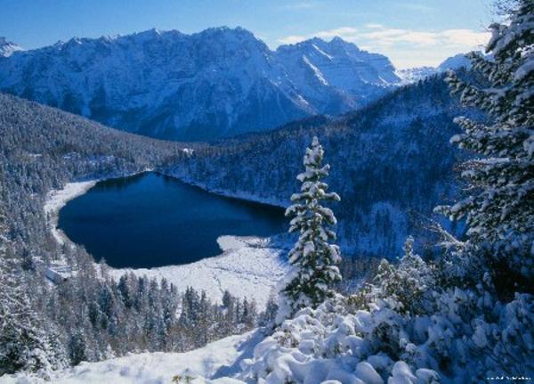 Lac Malghette - Campo Carlo Magno | Secret World Trip Planner