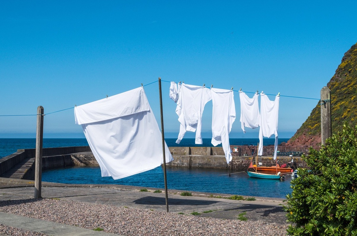 Eingebettet am Fuße imposanter Klippen: Pennan - Pennan | Secret World Trip Planner