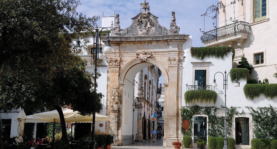 L'arco di Santo Stefano - Martina Franca - Martina Franca | Secret World Trip Planner