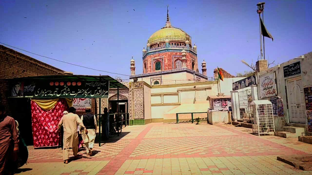 沙姆斯丁-萨布兹瓦里 - Multan | Secret World Trip Planner
