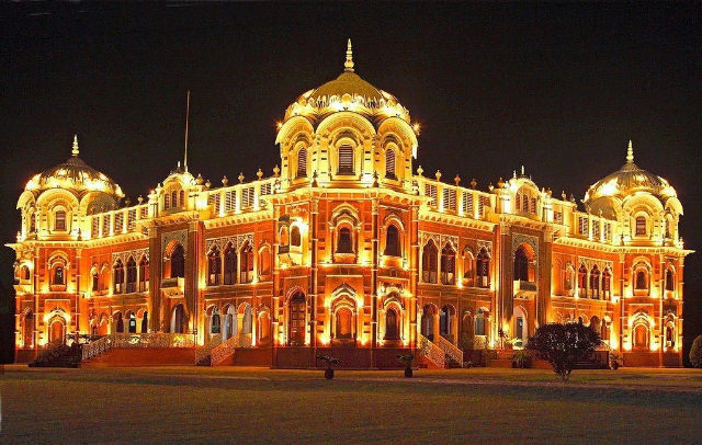 Darbar Mahal - Bahawalpur | Secret World Trip Planner