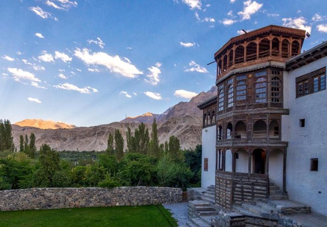 Дворец Кхаплу - Khaplu | Secret World Trip Planner