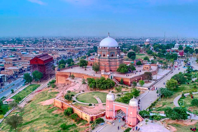 沙阿-鲁肯-艾哈迈德陵墓 - Multan | Secret World Trip Planner