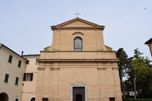 Kerk van San Gaudenzio - Morro d`Alba | Secret World Trip Planner