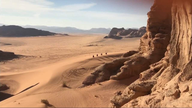 La búsqueda del desierto de John Wick: El impresionante Wadi Rum en Jordania" - Wadi Rum Reserve | Secret World Trip Planner