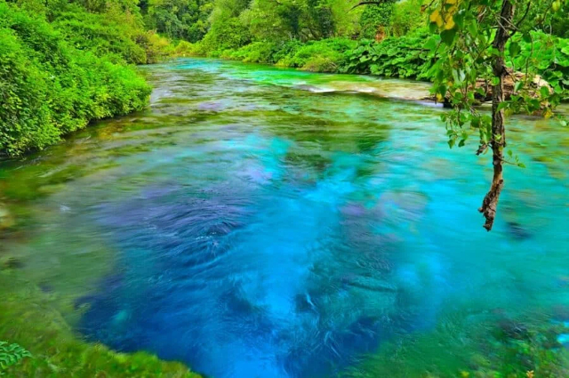 Occhio blu - Blue Eye | Secret World Trip Planner
