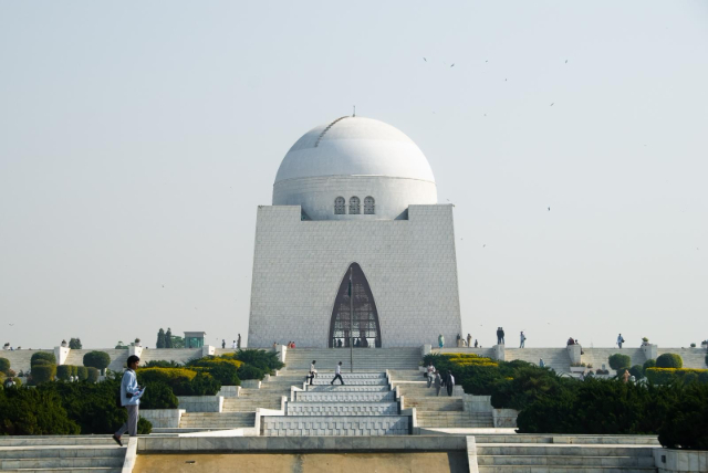 Mausolée de Jinnah - Karachi | Secret World Trip Planner