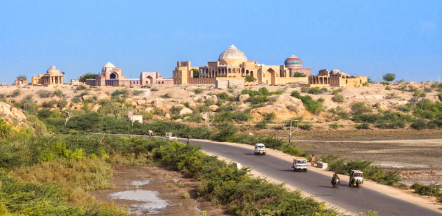 Necropoli di Makli, uno dei più grandi siti funerari del mondo - Makli | Secret World Trip Planner