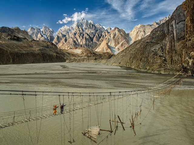 Puente colgante Hussaini - Gilgit | Secret World Trip Planner