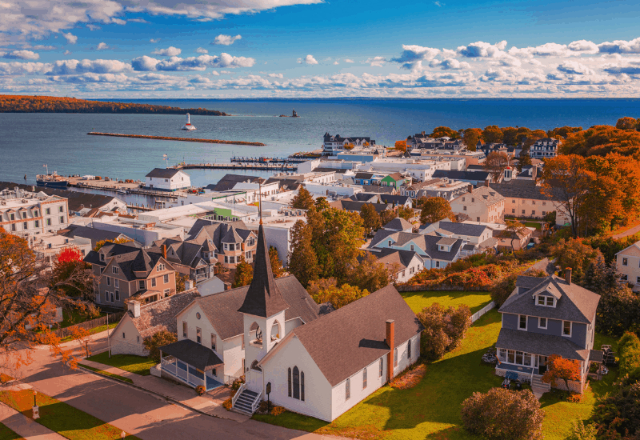 Isla Mackinac - Mackinac Island | Secret World Trip Planner