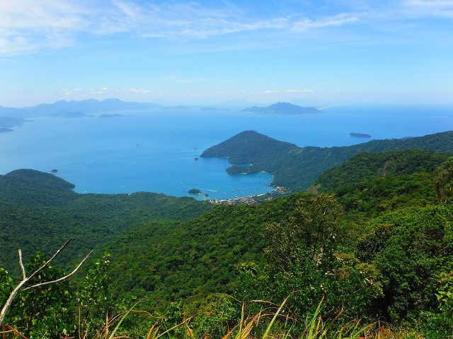 Trekking na szczyt Parrot Peak - Pico do Papagaio - Abraão | Secret World Trip Planner